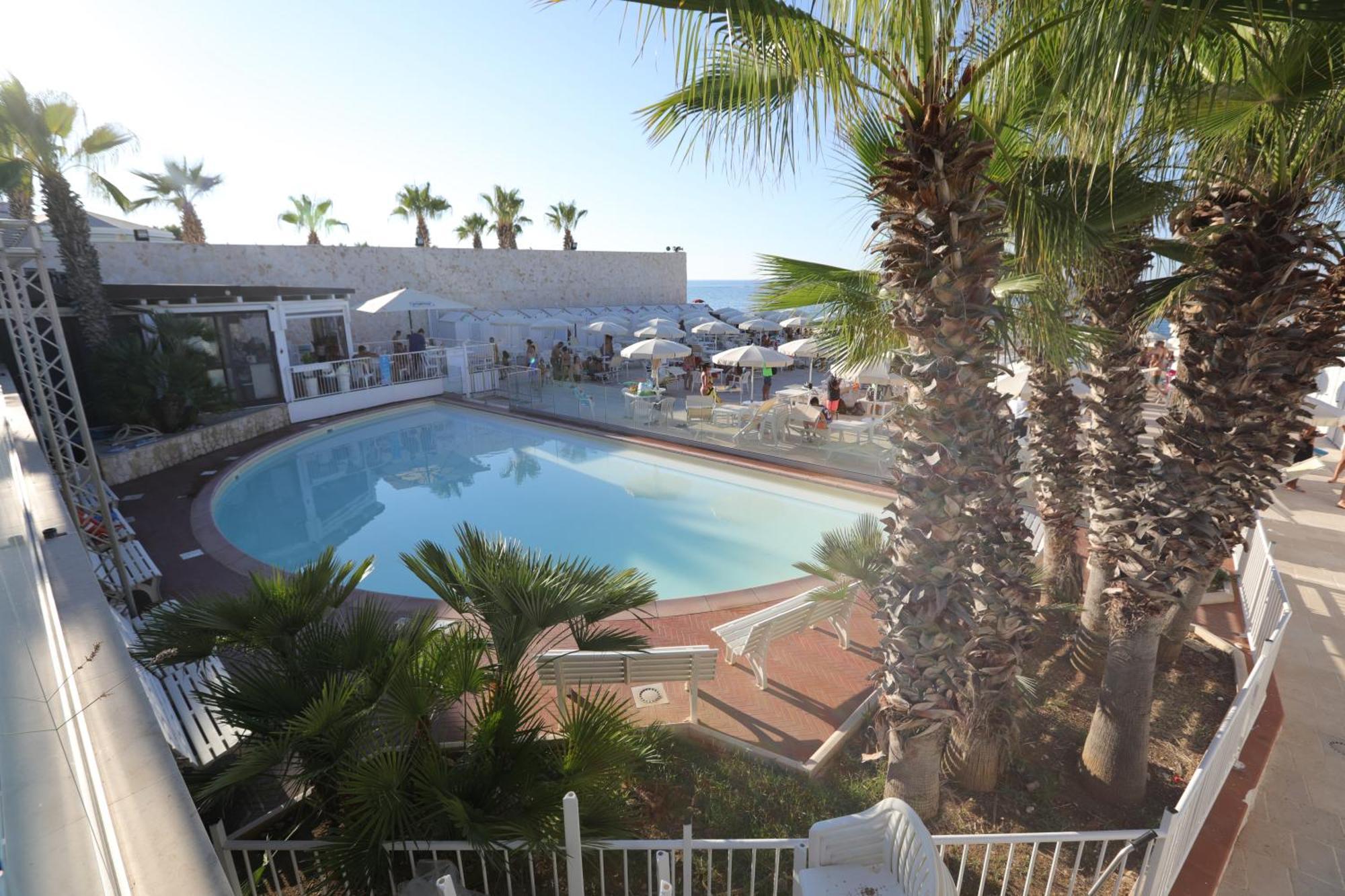 Hotel Lafayette Giovinazzo Eksteriør billede